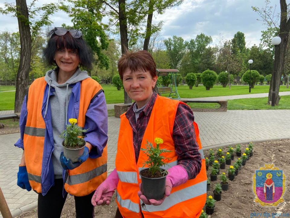 у покрові висаджують квіти - зображення 3